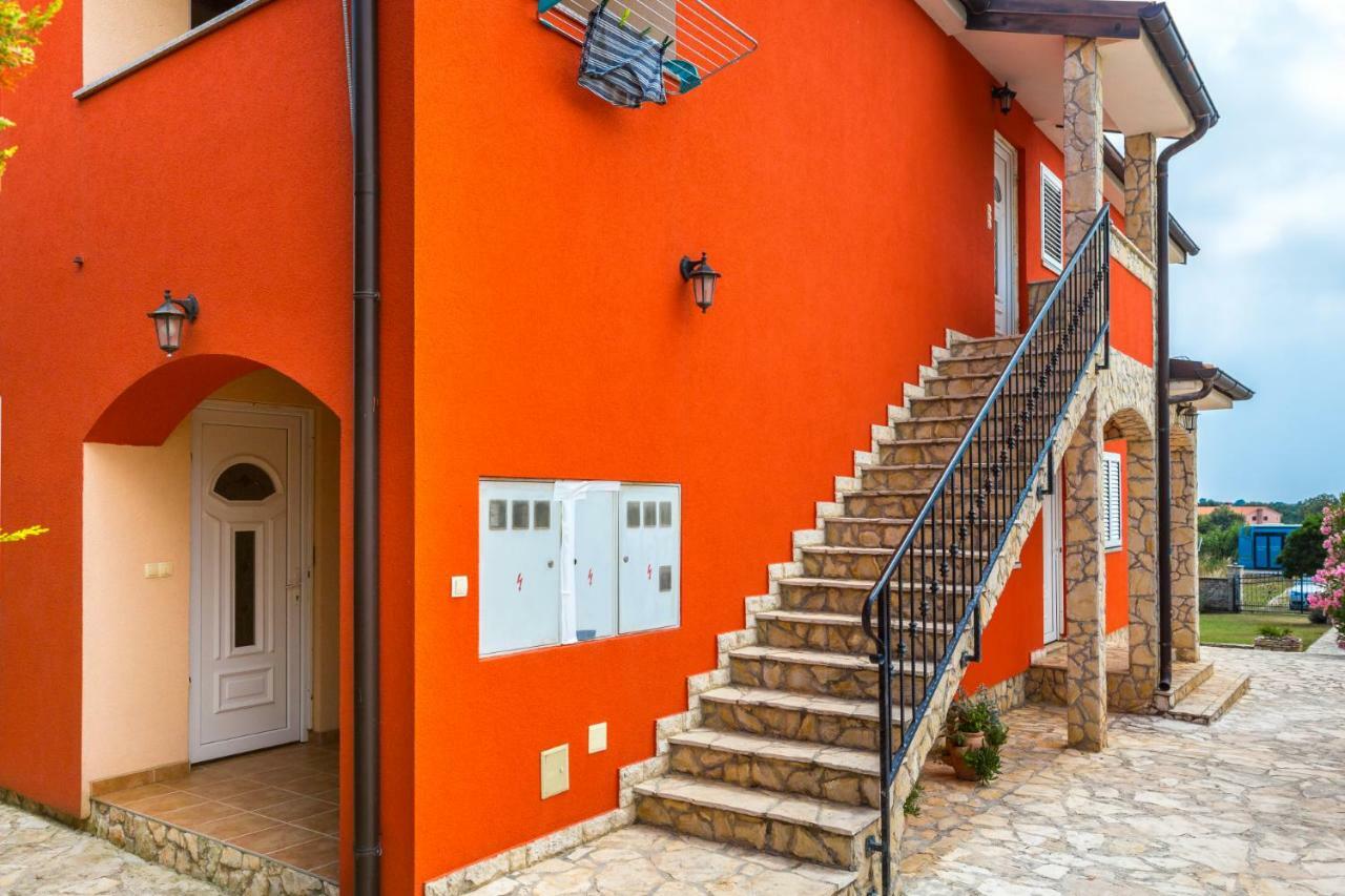 Villa Orange II Medulin Buitenkant foto