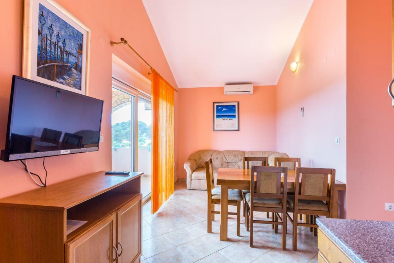 Villa Orange II Medulin Buitenkant foto